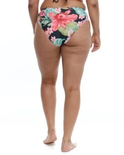 Isla Foca Plus Size Retro High-Waist Swim Bottoms - Black -HYN Swimwear Shop 39527253p 368 isla foca plus size retro high waist swim bottoms black back